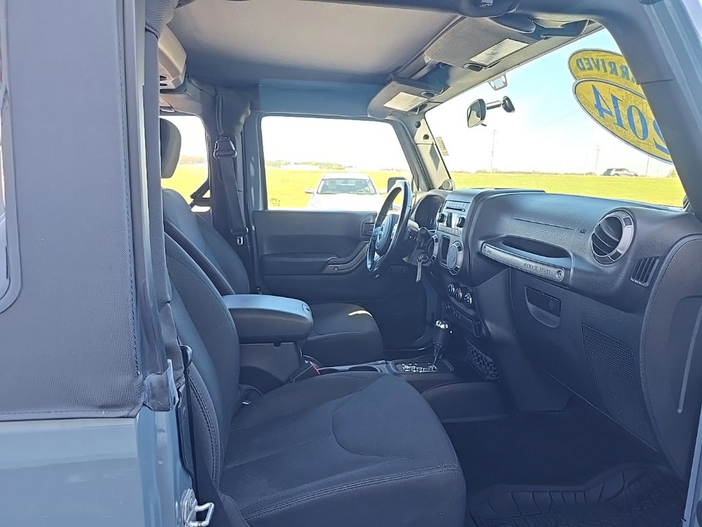 Used 2014 Jeep Wrangler Sport image 18