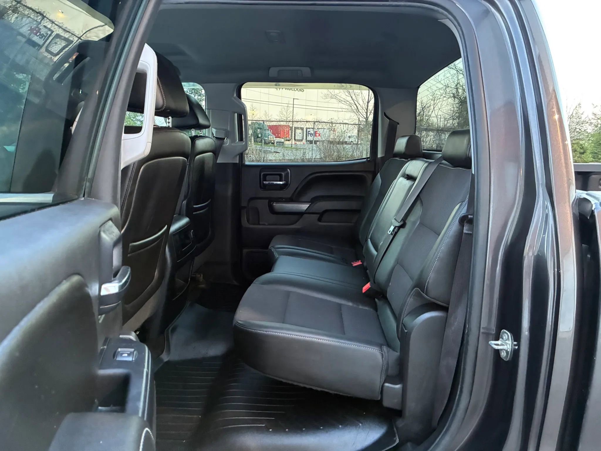 Used 2015 GMC Sierra 1500 SLE image 11