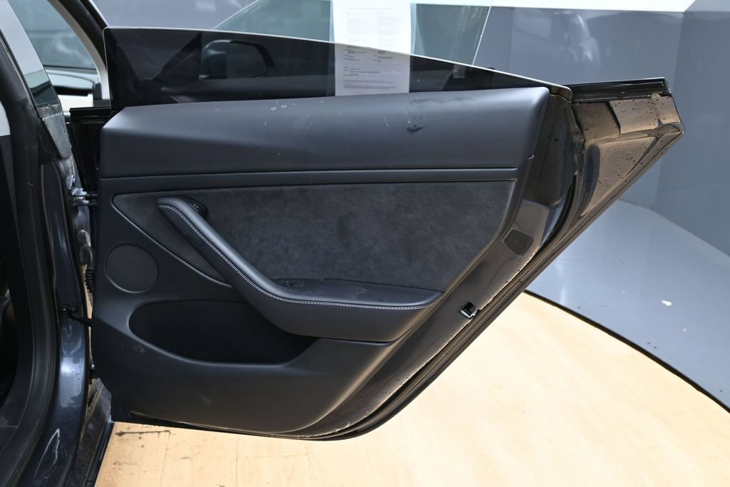 Used 2023 Tesla Model 3 Standard Range RWD image 38