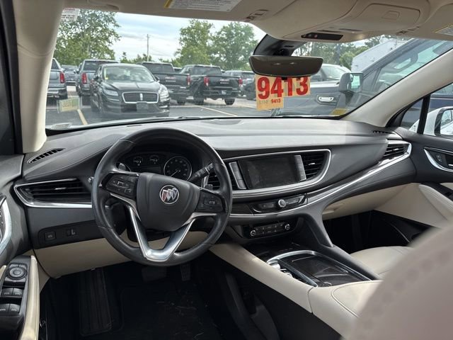Used 2024 Buick Enclave Essence w/ Technology Package FWD image 12