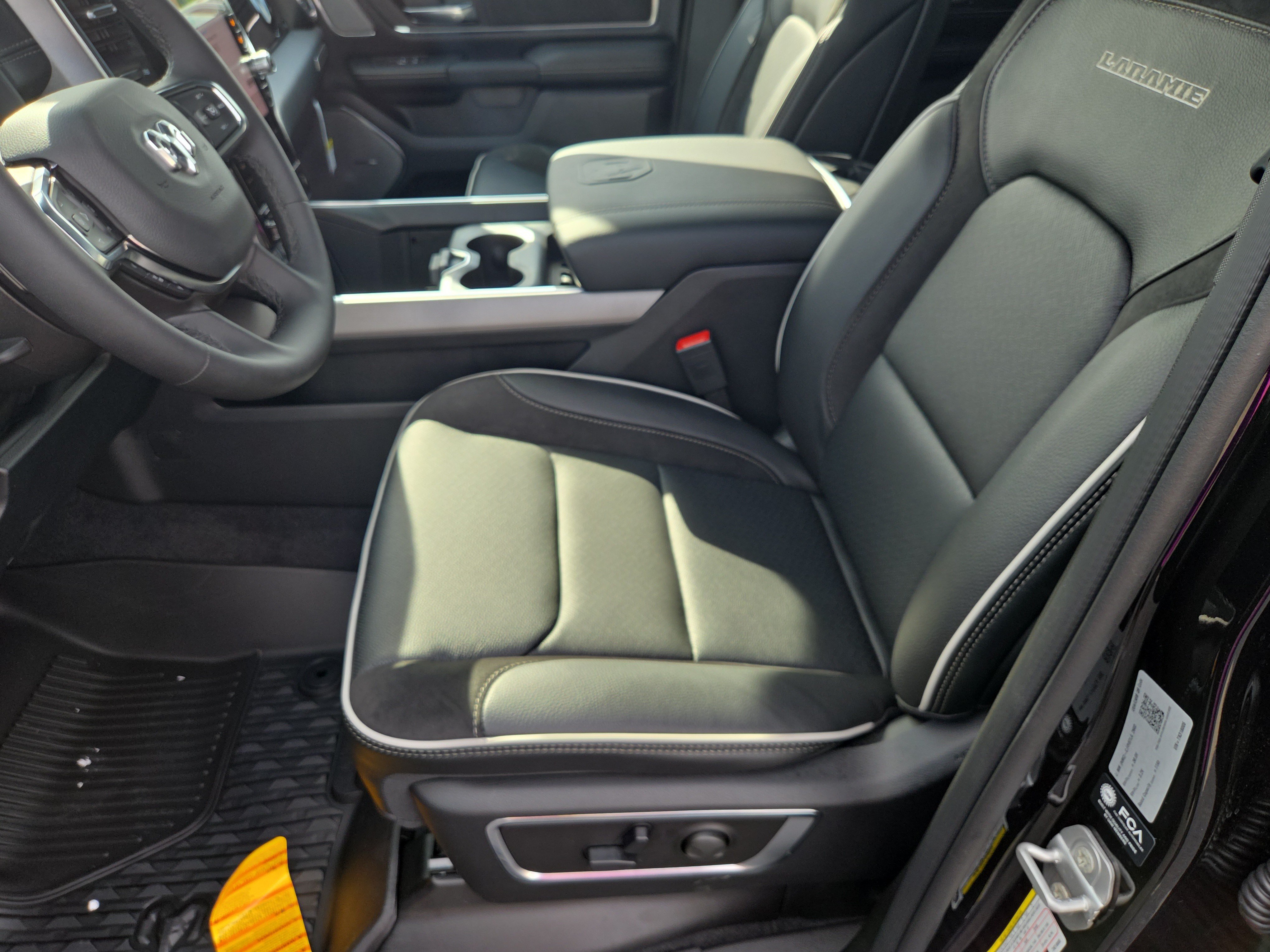 New 2026 RAM 1500 Laramie w/ Night Edition AWD/4WD image 4