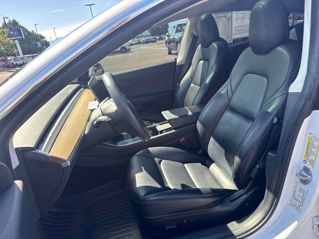 Used 2019 Tesla Model 3 RWD image 10
