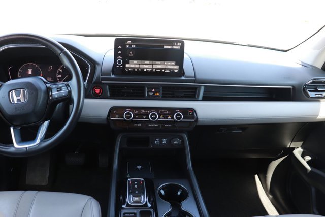 Used 2023 Honda Pilot EX-L image 16