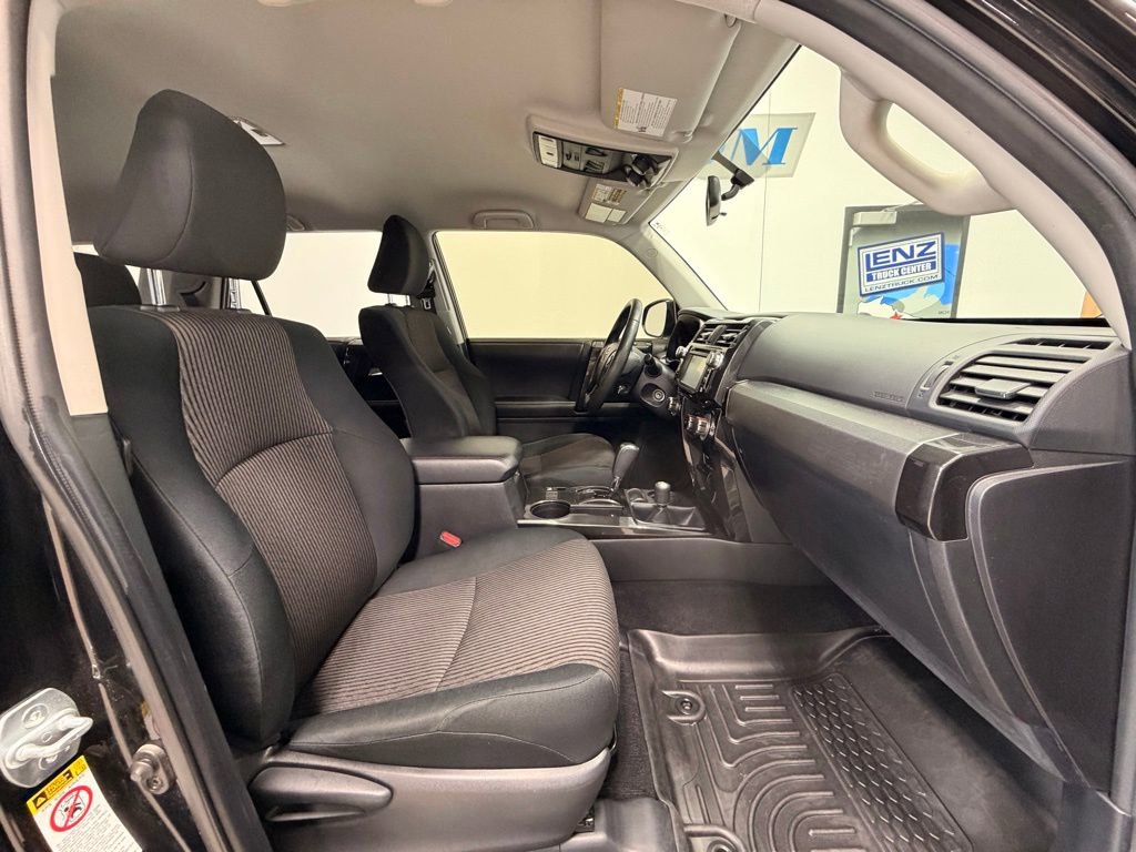 Used 2015 Toyota 4Runner Trail image 13