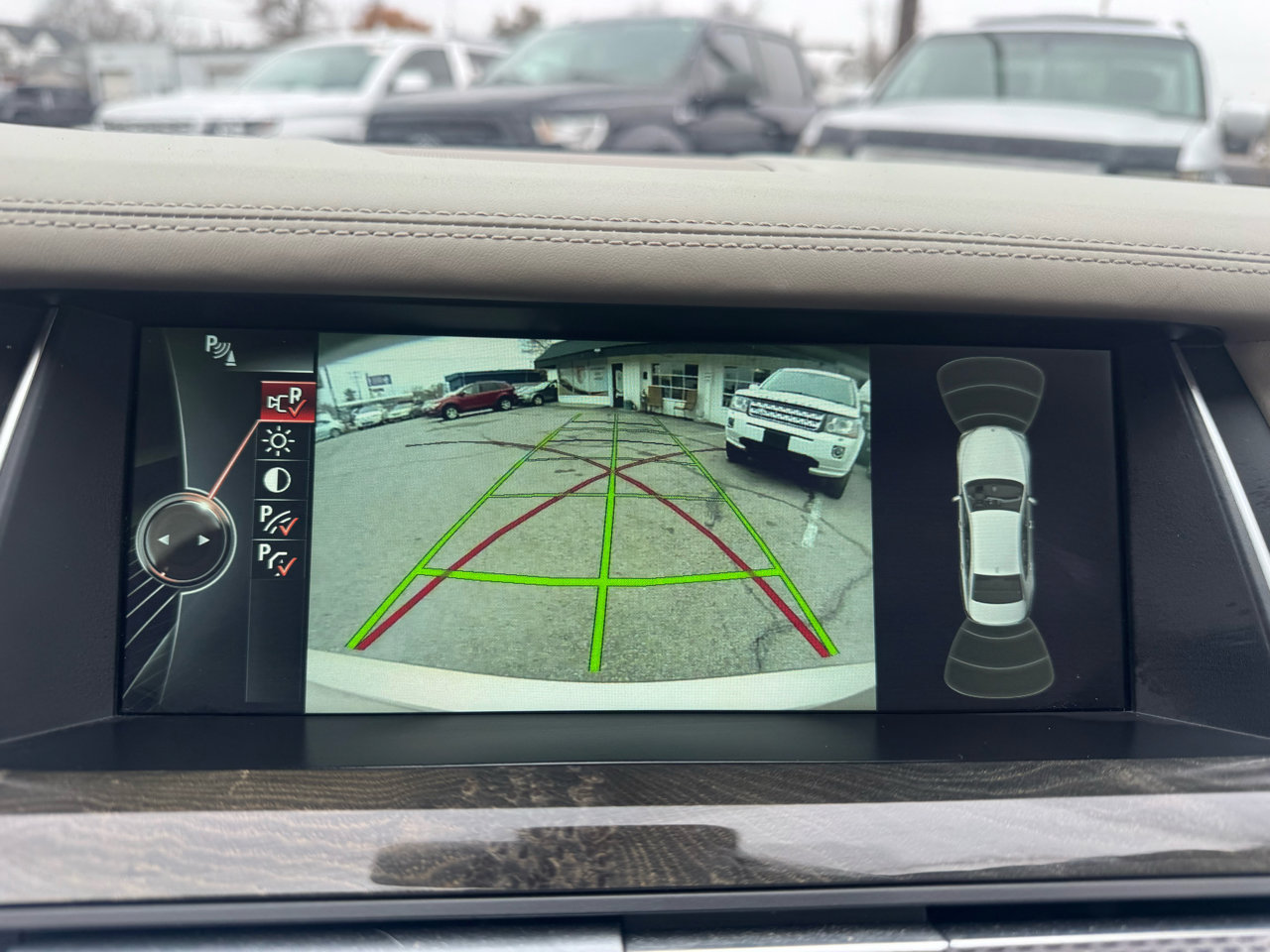 Used 2013 BMW 750Li image 26