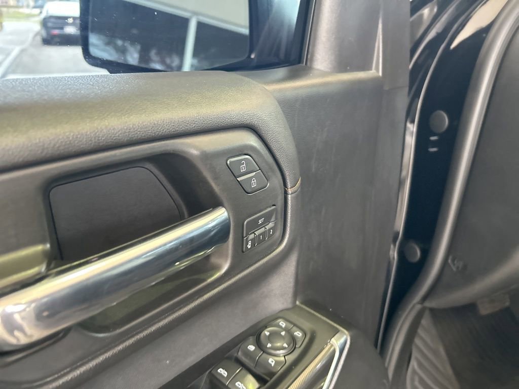 Used 2020 GMC Sierra 1500 AT4 w/ AT4 Premium Package image 39