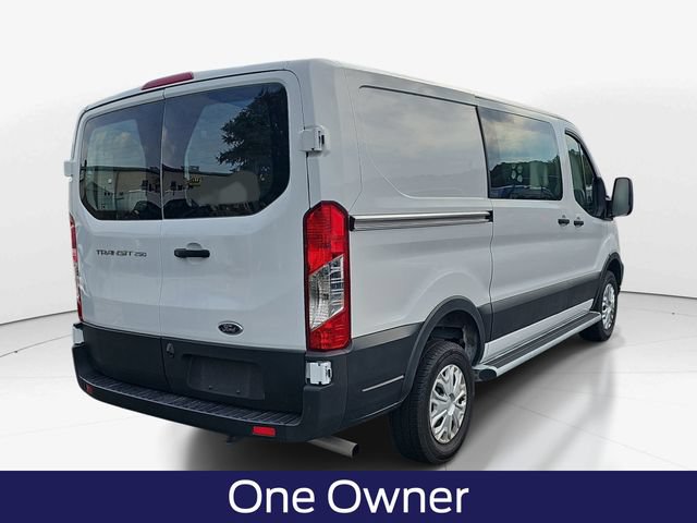 Used 2025 Ford Transit 250 Low Roof w/ Exterior Upgrade Package RWD image 4
