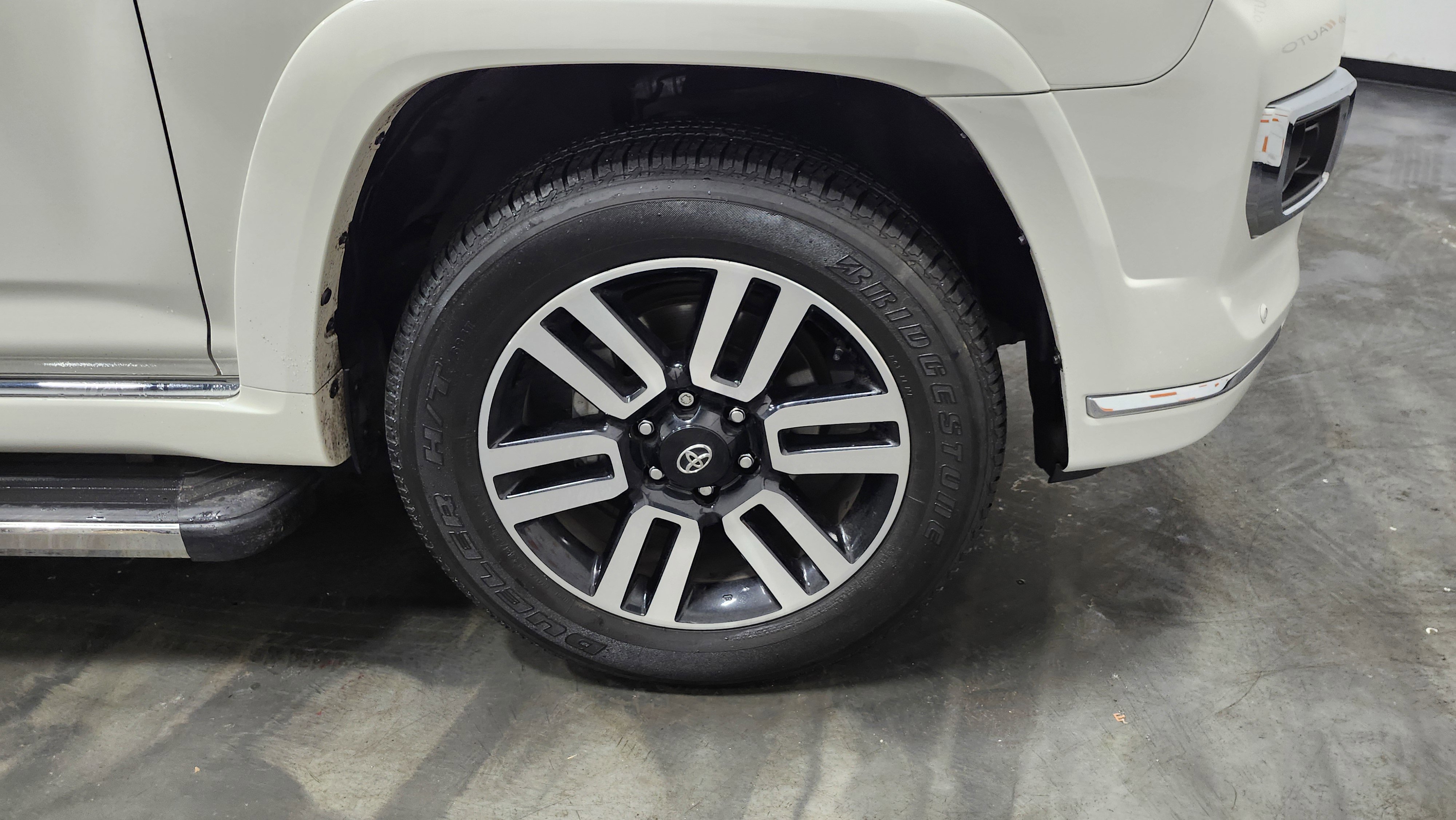 Used 2023 Toyota 4Runner Limited image 11