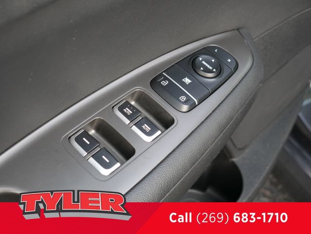 Used 2020 Kia Optima S FWD image 19