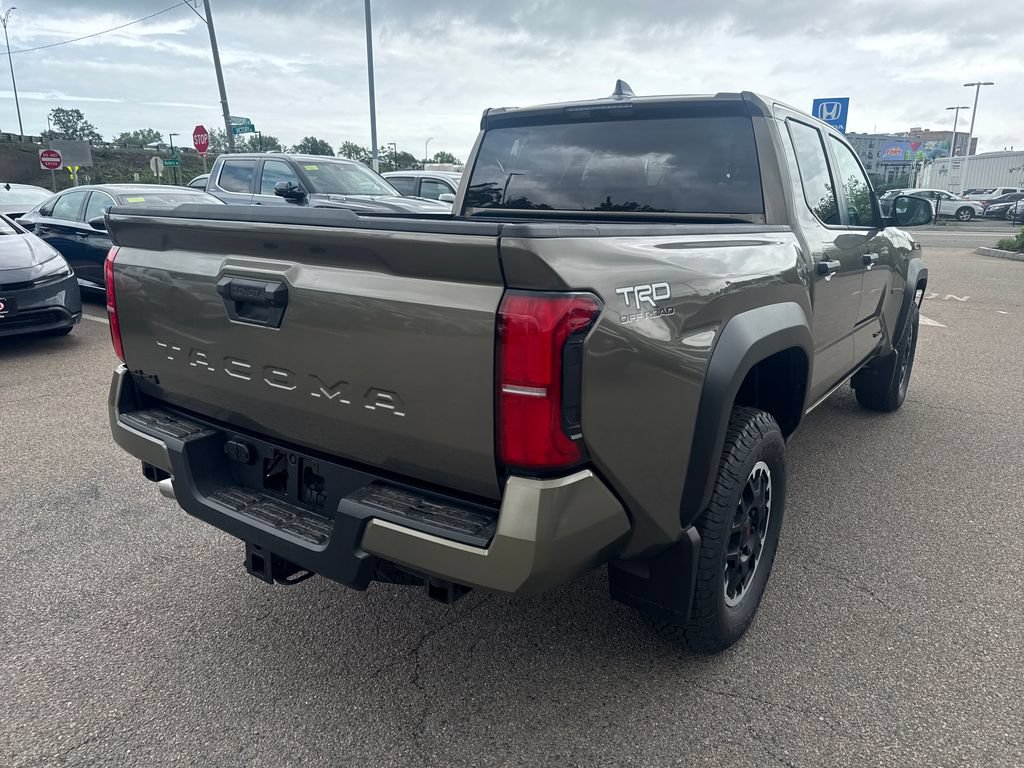 New 2026 Toyota Tacoma TRD Off-Road AWD/4WD image 8