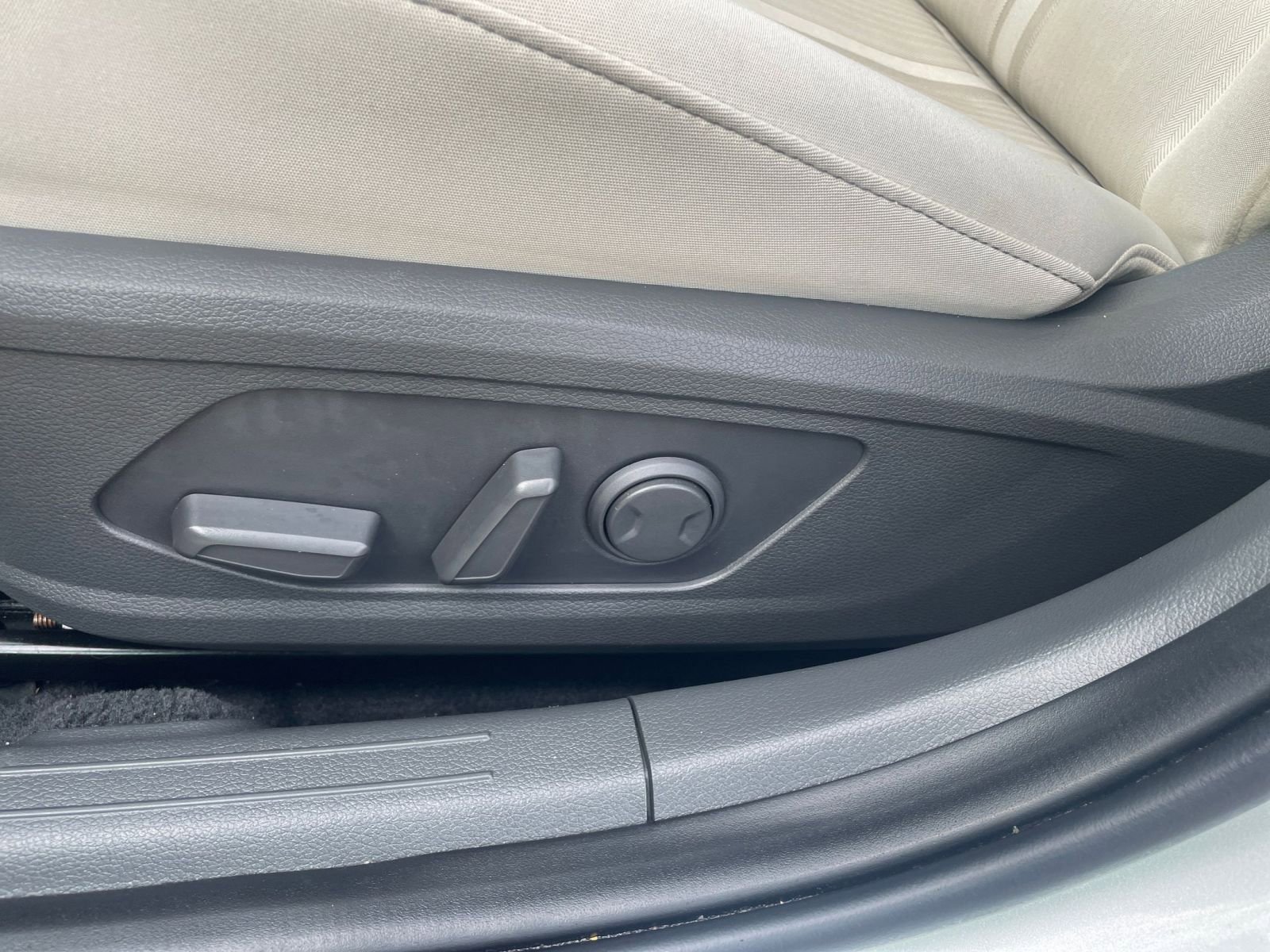 Used 2025 Hyundai Sonata SEL FWD image 22