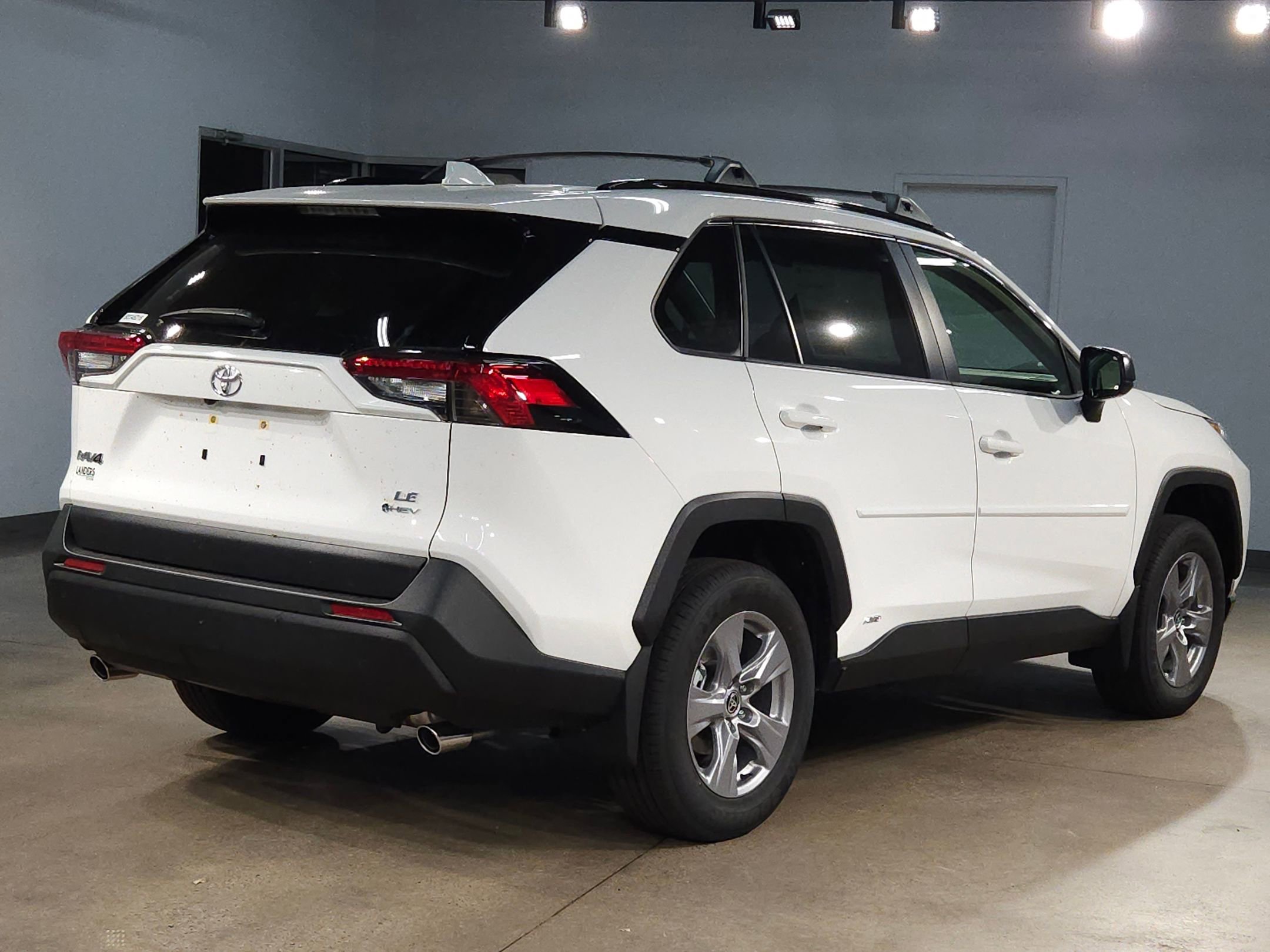 New 2025 Toyota RAV4 LE image 7