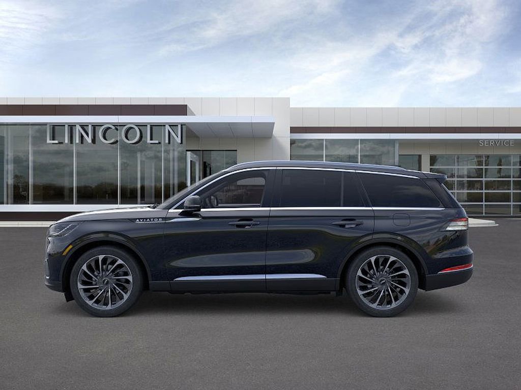 New 2026 Lincoln Aviator Reserve AWD/4WD image 3