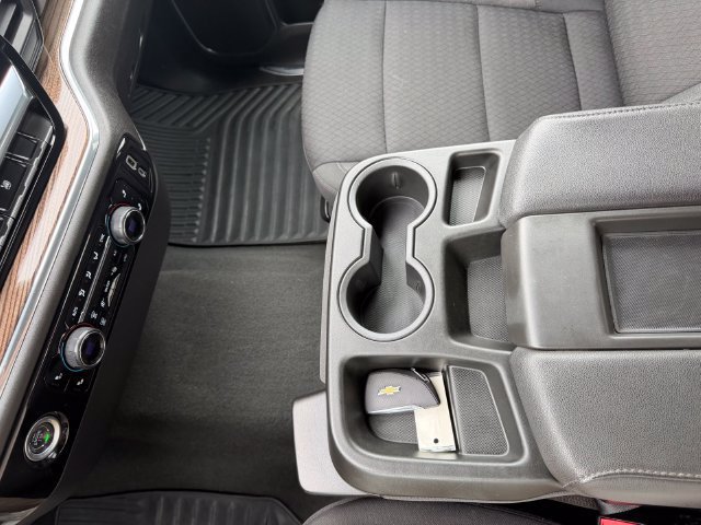 Used 2024 Chevrolet Silverado 1500 LT AWD/4WD image 26