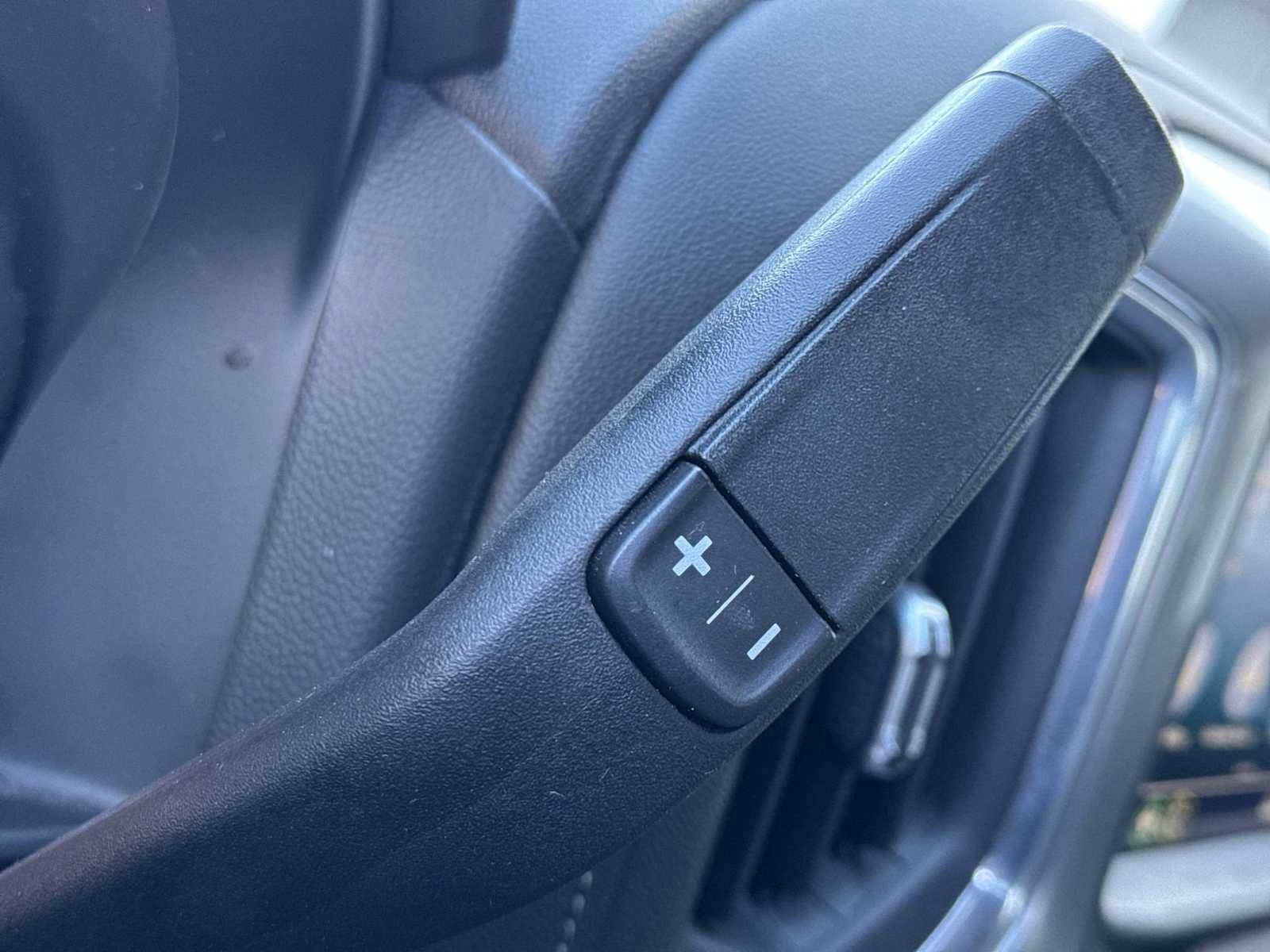 Used 2021 Chevrolet Silverado 1500 LT w/ Bed Protection Package image 30