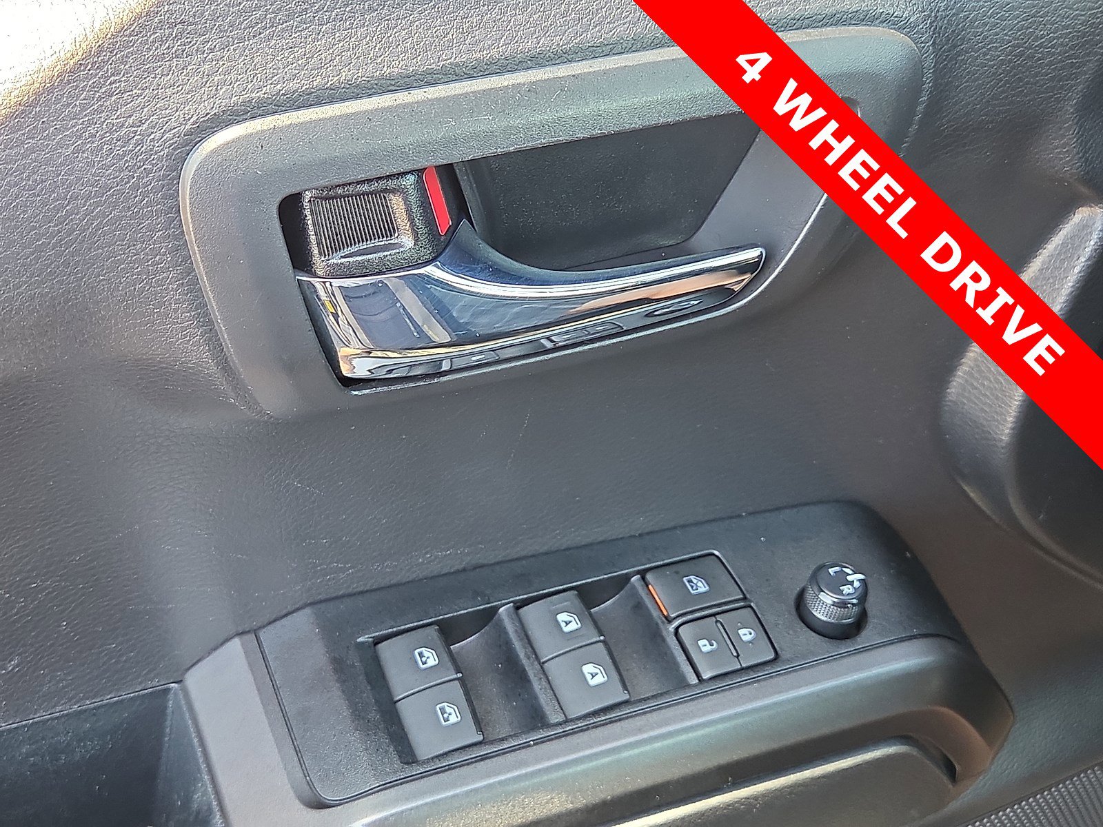 Used 2023 Toyota Tacoma TRD Sport AWD/4WD image 13