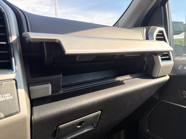 Used 2019 Ford F250 Lariat w/ Lariat Ultimate Package AWD/4WD image 26