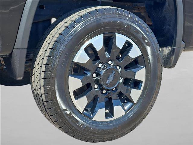 Certified 2020 Chevrolet Silverado 2500 Custom w/ Custom Value Package AWD/4WD image 29