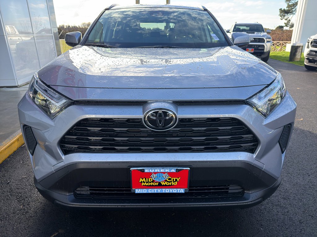 New 2025 Toyota RAV4 LE image 4