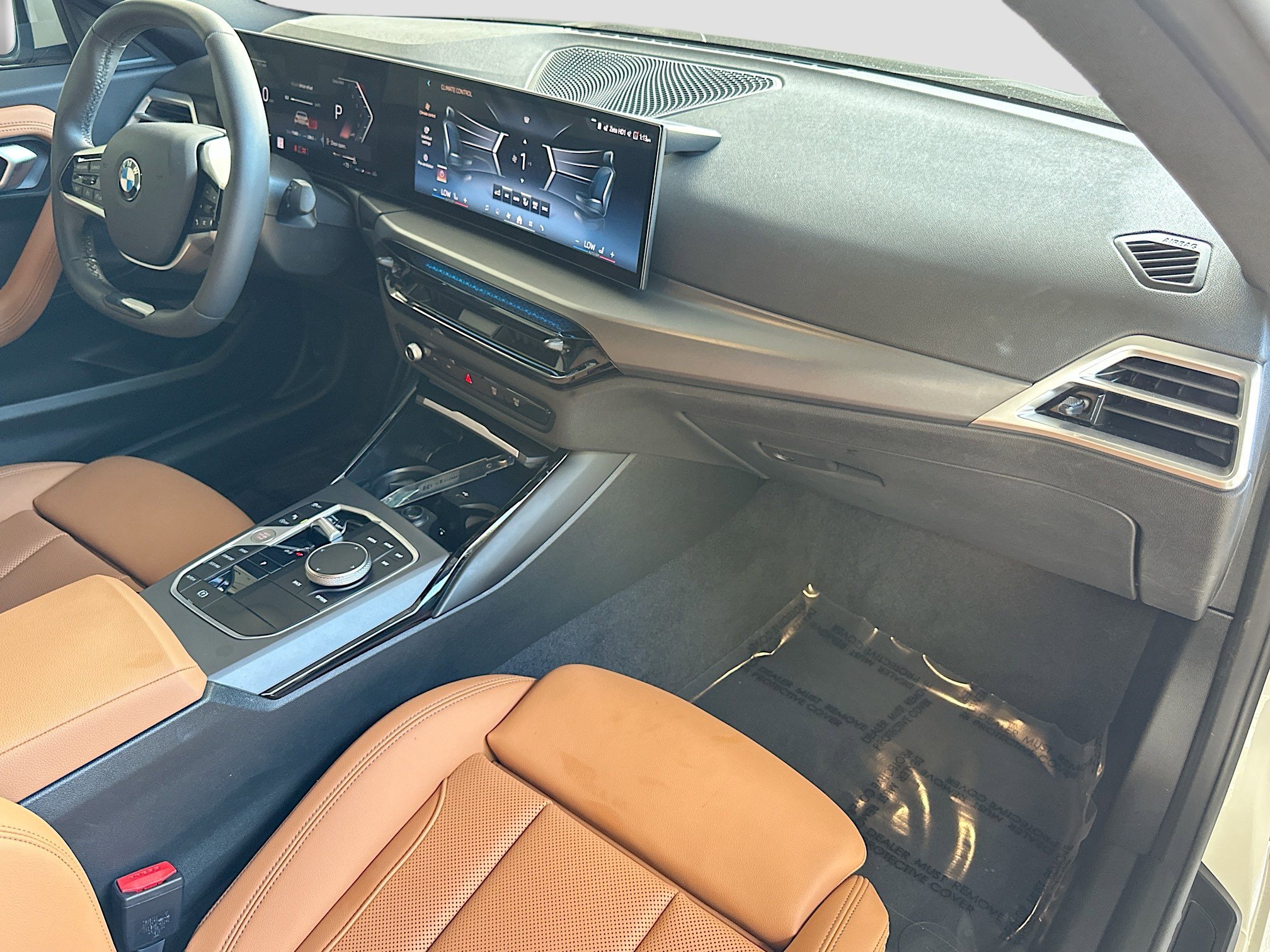 Certified 2025 BMW 230i Coupe w/ Convenience Package image 30