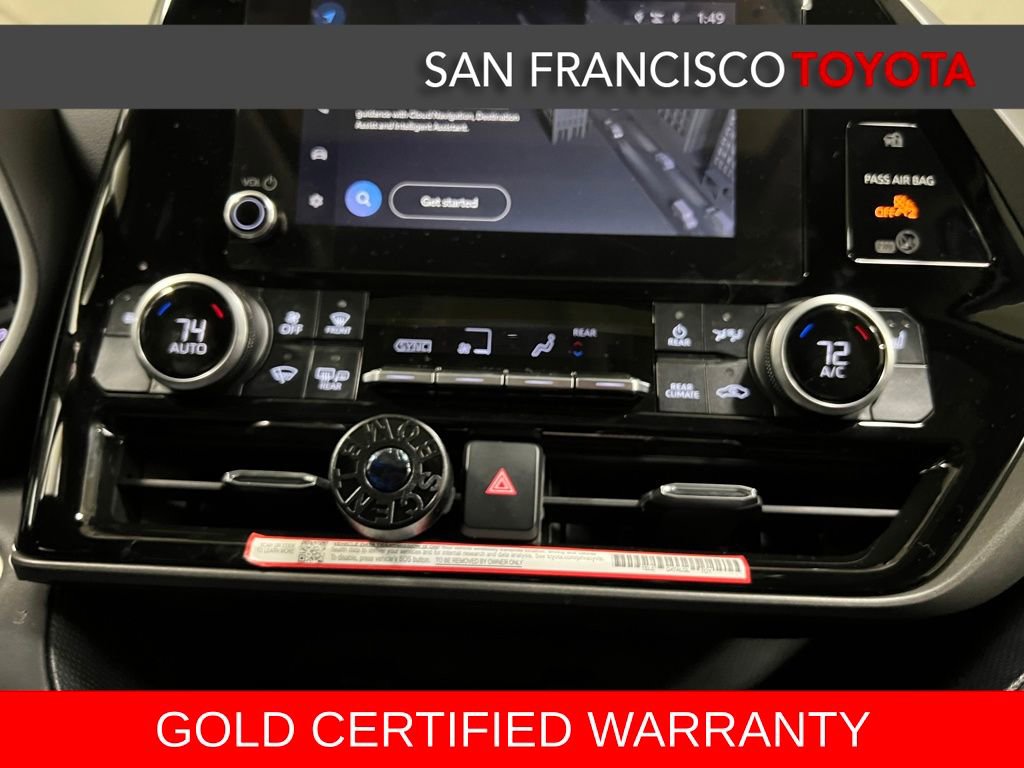 Certified 2025 Toyota Highlander XLE image 30