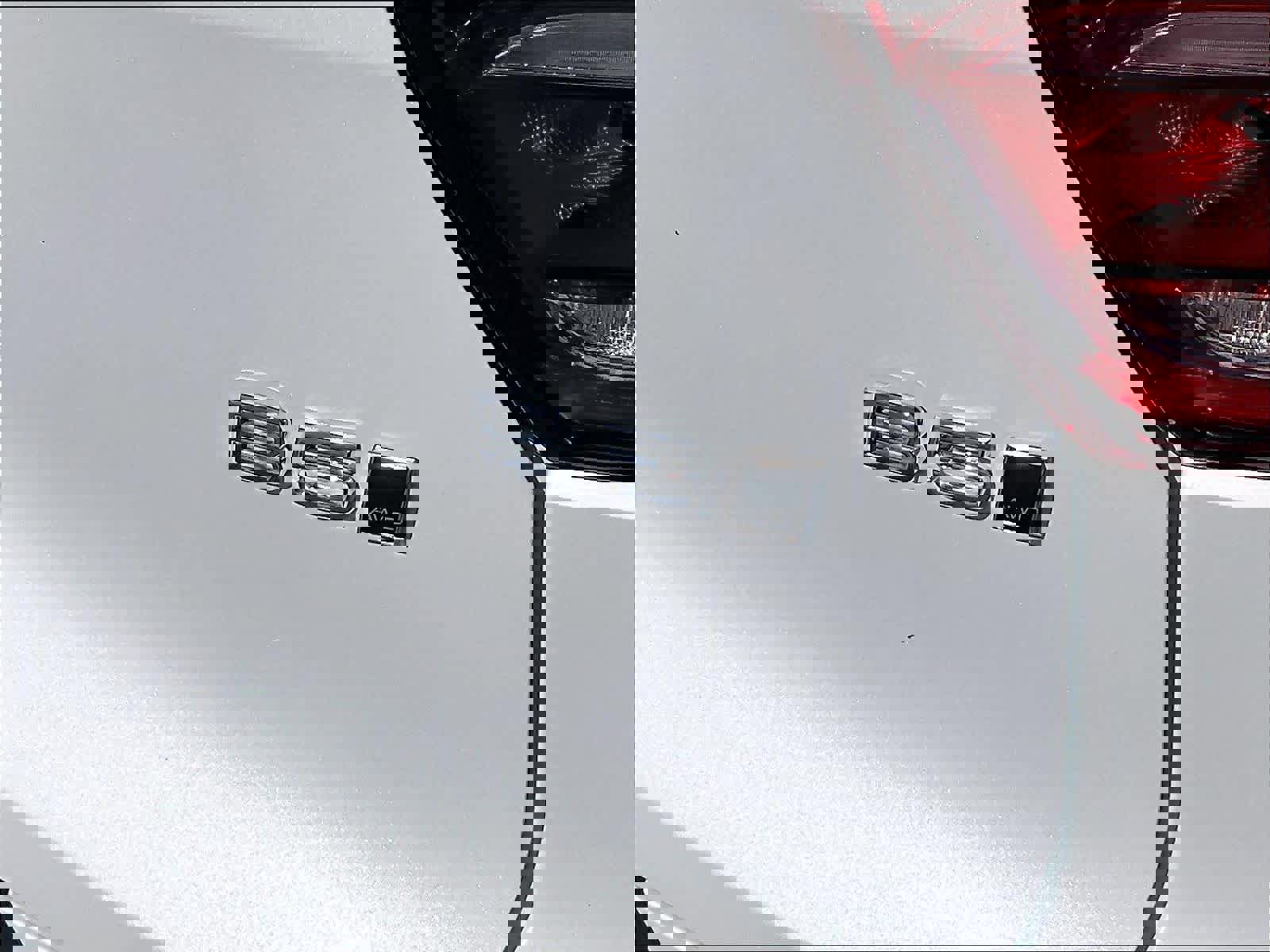 Used 2026 Volvo XC40 B5 Plus w/ Protection Package Premier image 11