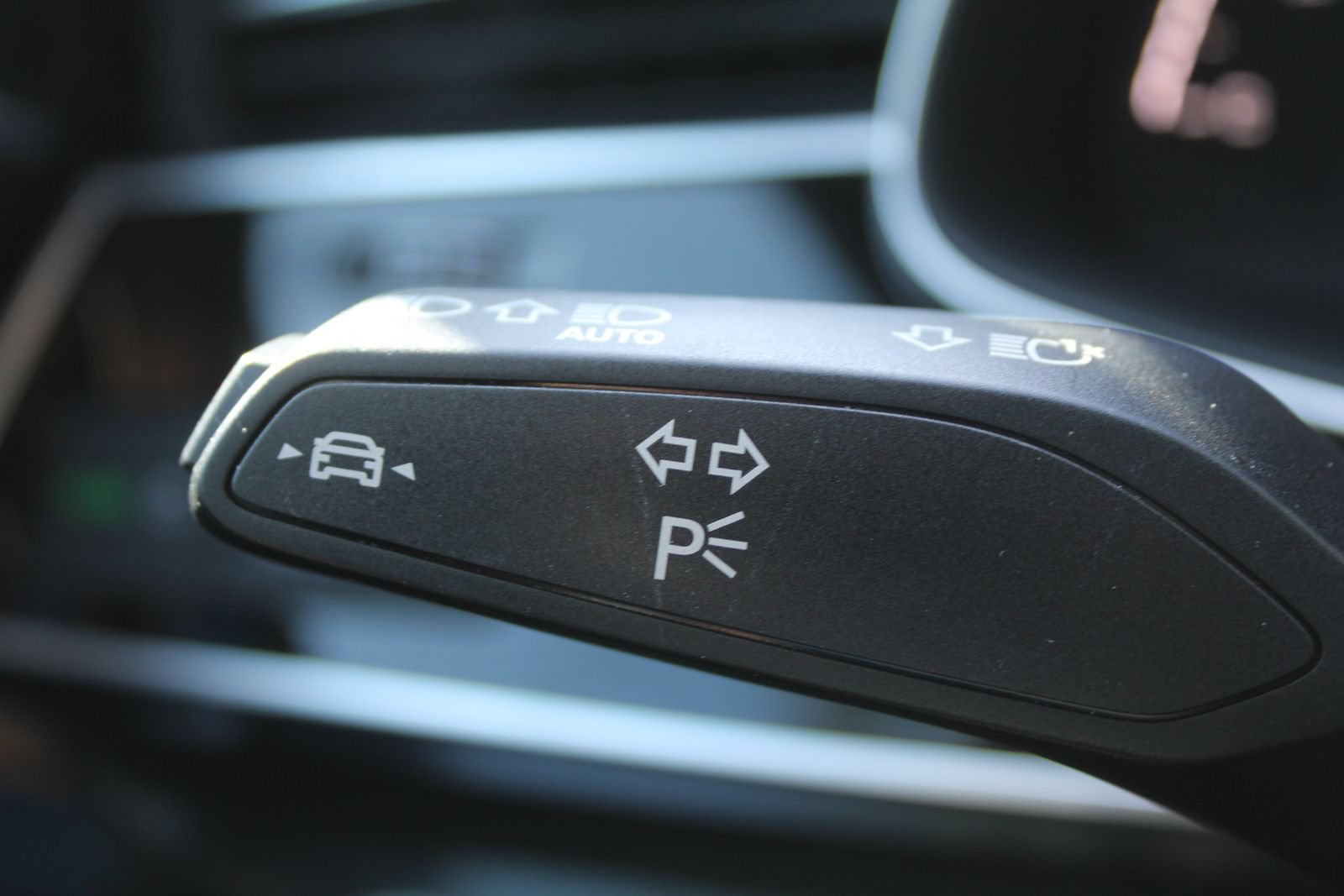 Used 2025 Audi Q7 3.0T Premium AWD/4WD image 33