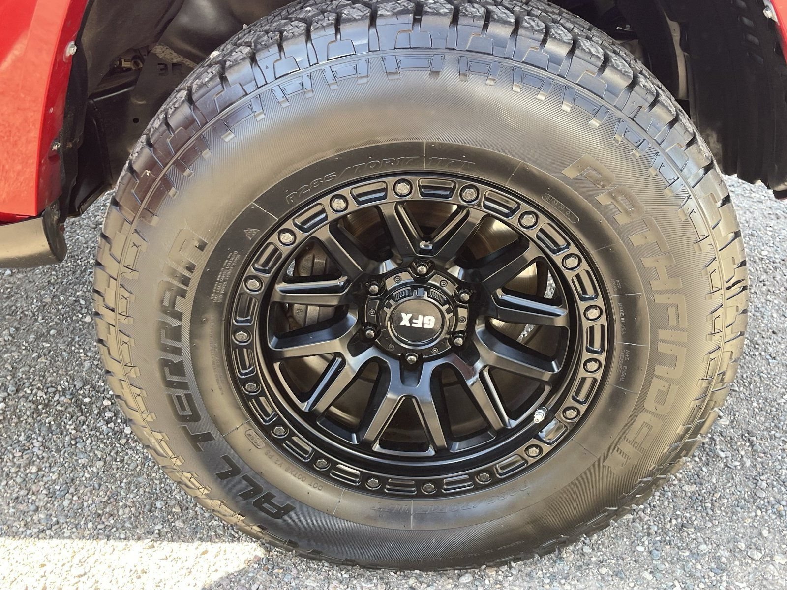 Used 2017 Toyota 4Runner TRD Off-Road Premium AWD/4WD image 10