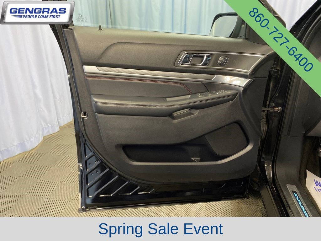 Used 2018 Ford Explorer Sport w/ Equipment Group 401A AWD/4WD image 12
