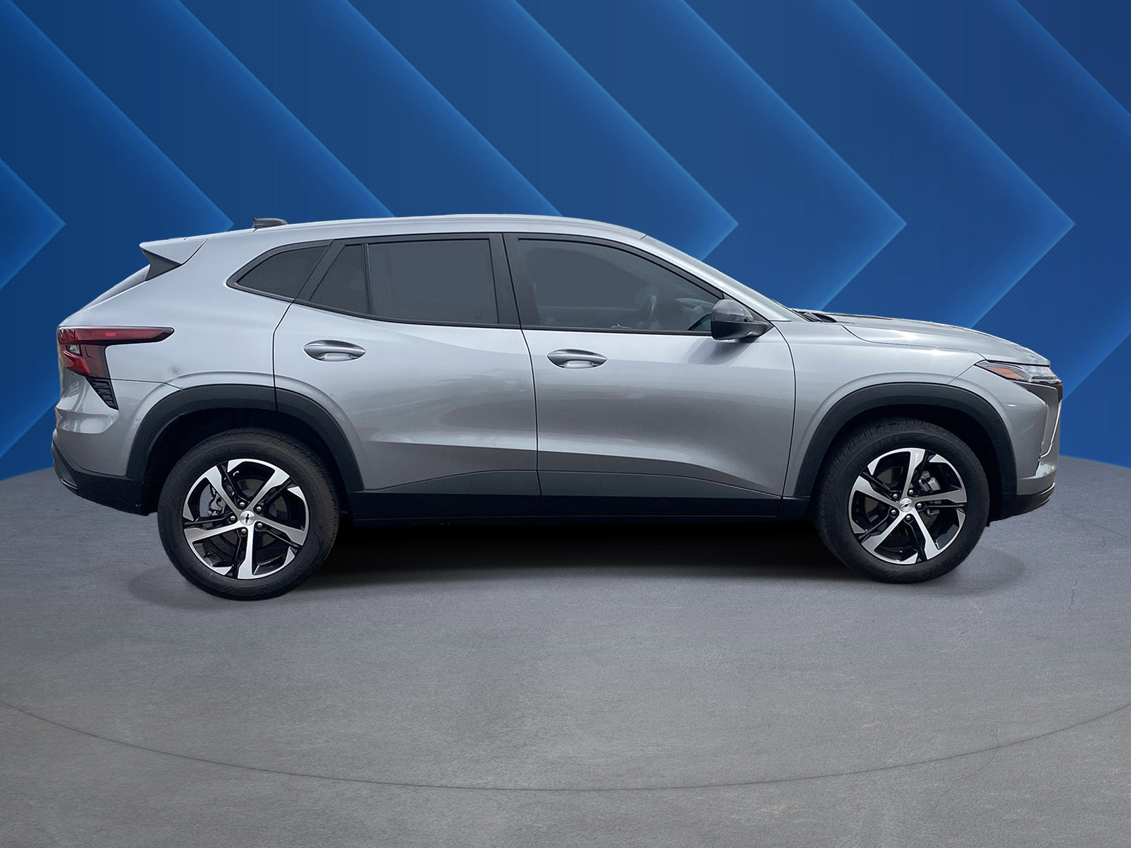 Used 2024 Chevrolet Trax RS w/ Driver Confidence Package FWD image 2