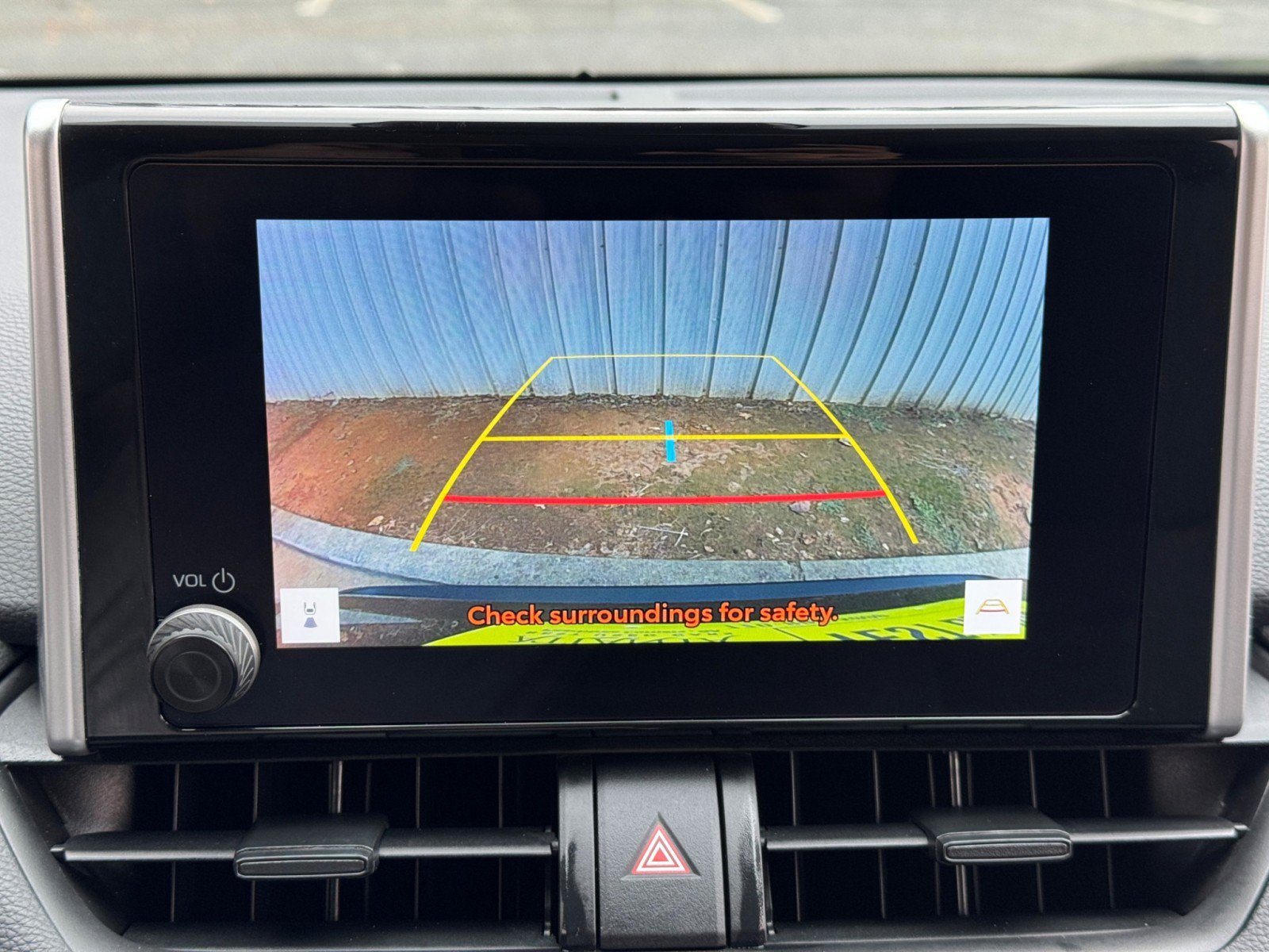 Used 2024 Toyota RAV4 XLE FWD image 23