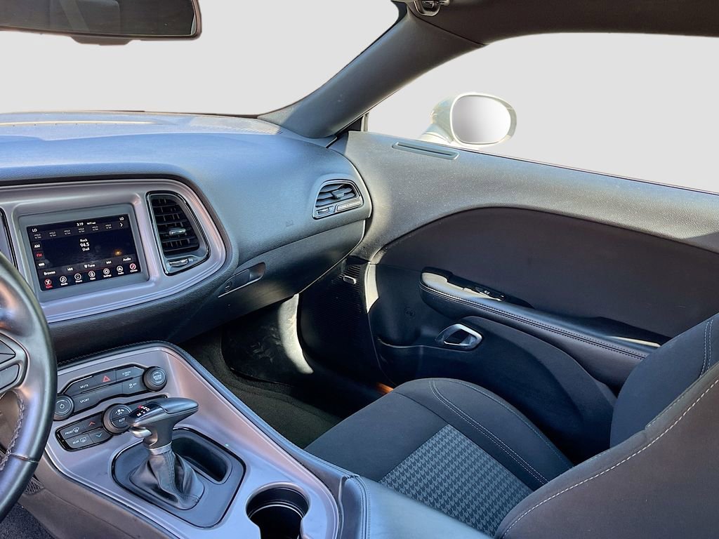 Used 2023 Dodge Challenger SXT image 22