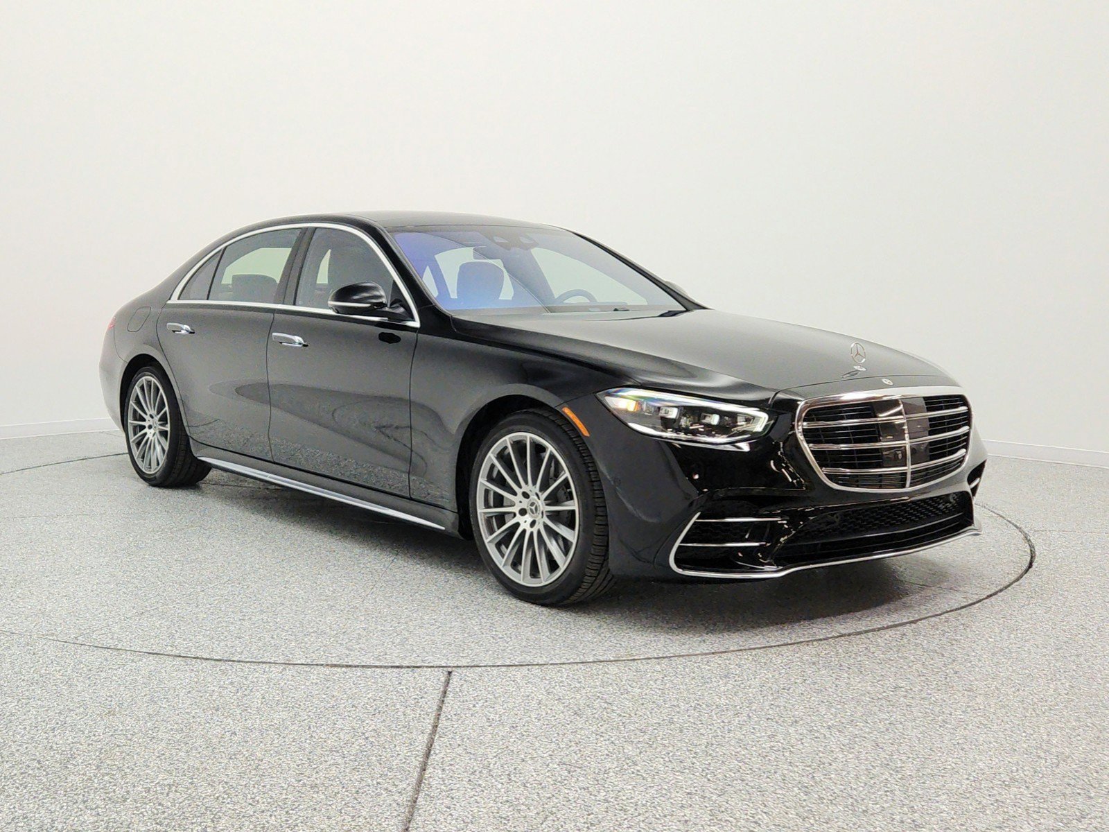 Certified 2023 Mercedes-Benz S 580 4MATIC Sedan image 3