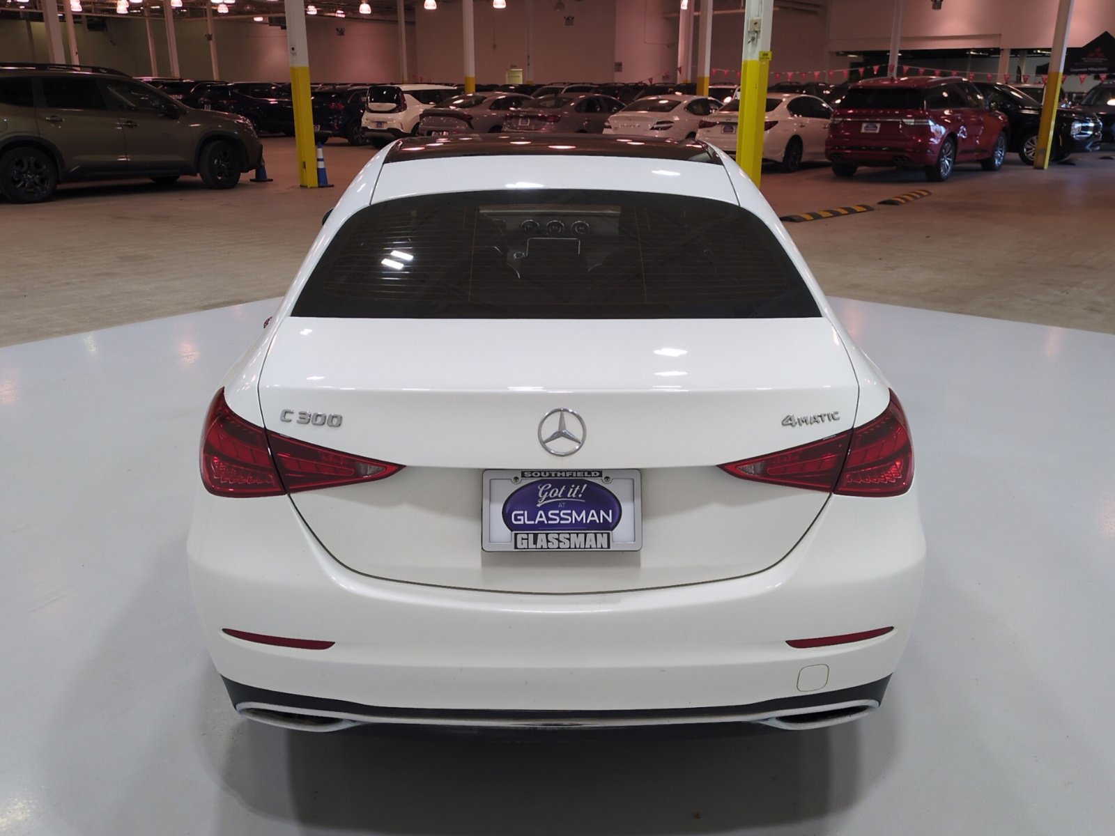 Used 2022 Mercedes-Benz C 300 4MATIC Sedan image 4