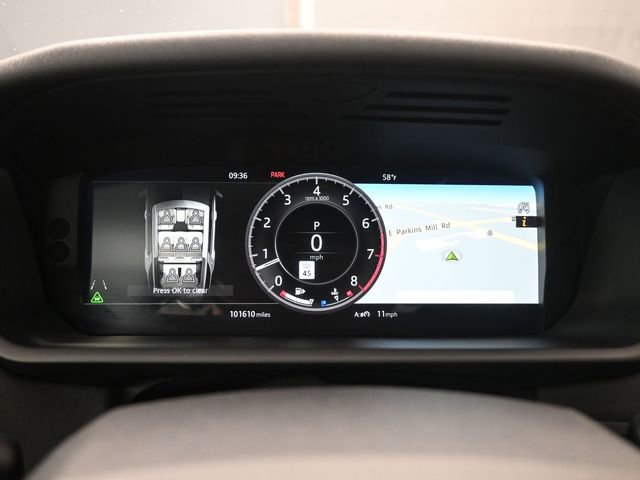 Used 2018 Land Rover Discovery HSE image 19