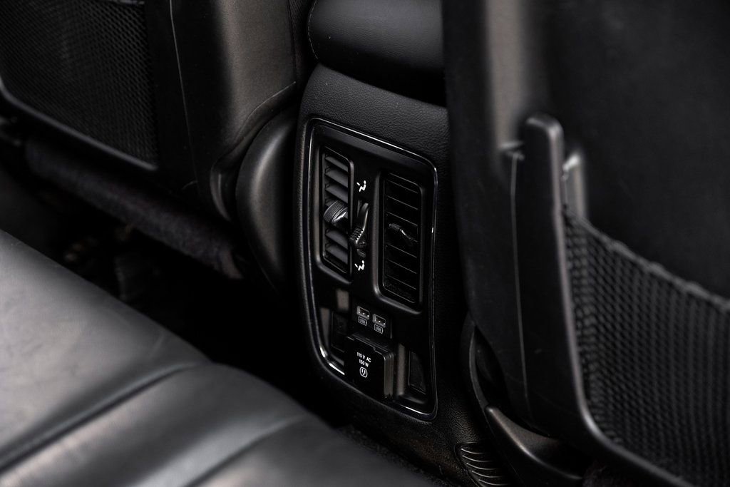 Used 2022 Jeep Grand Cherokee Limited w/ Tech Group image 49