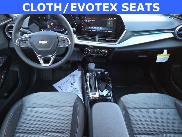 New 2026 Chevrolet Trax LT w/ Driver Confidence Package image 2