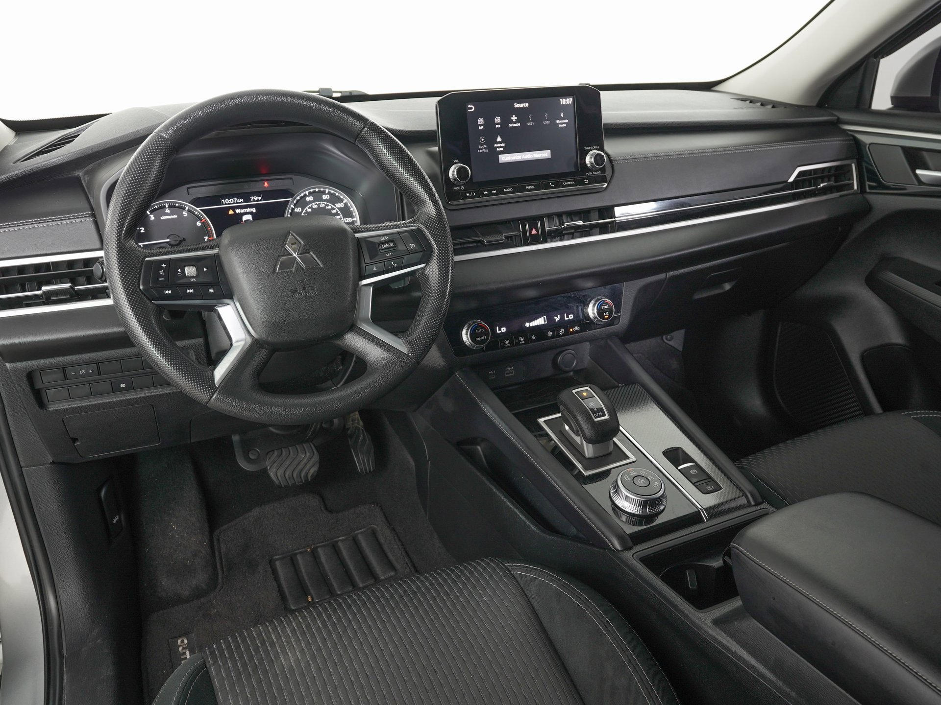 Used 2022 Mitsubishi Outlander ES image 16