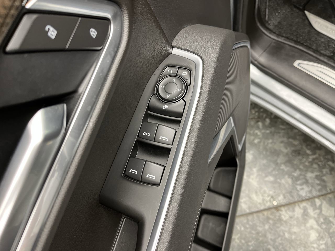 New 2026 Chevrolet Silverado 1500 RST w/ RST Select Package AWD/4WD image 9