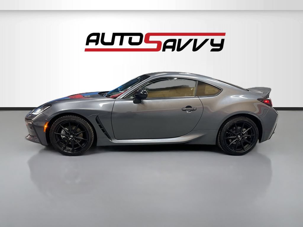 Used 2024 Toyota GR86 Premium RWD image 4