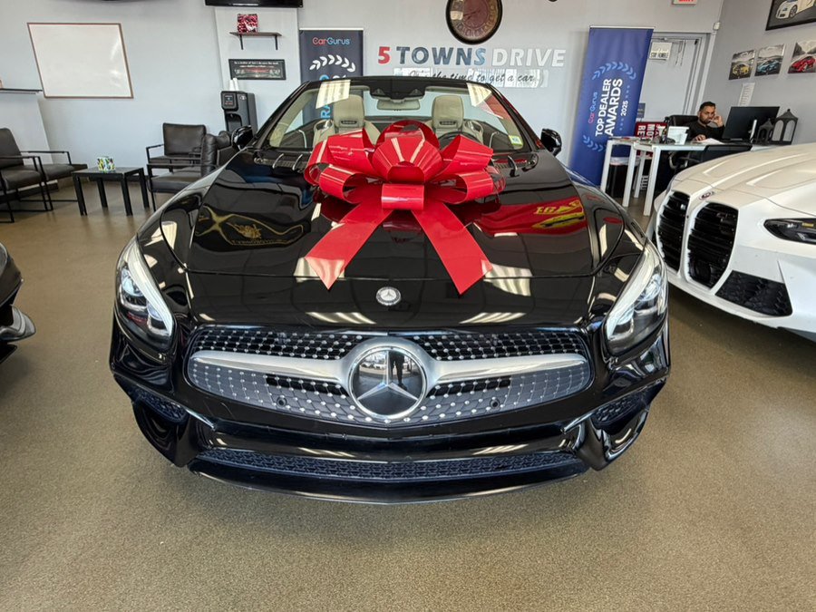 Used 2017 Mercedes-Benz SL 550 image 7
