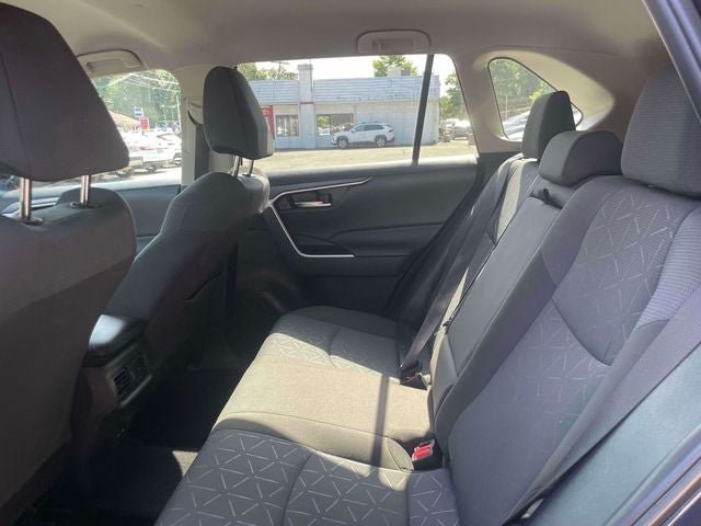 Used 2025 Toyota RAV4 XLE AWD/4WD image 13