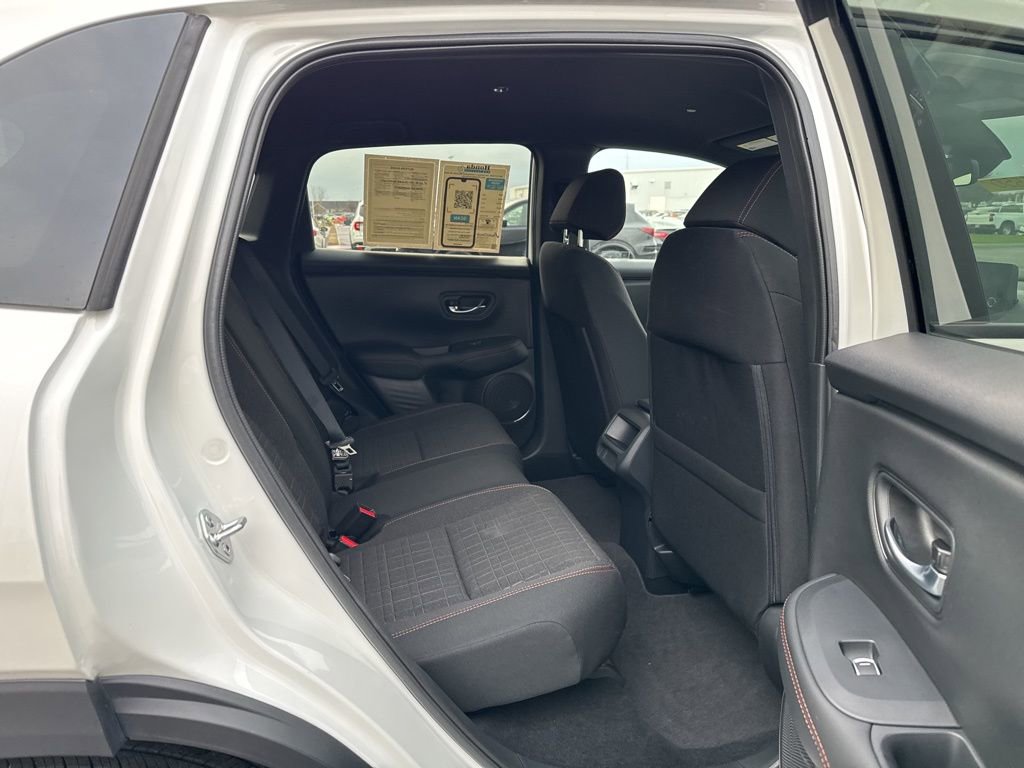 Certified 2025 Honda HR-V Sport image 36