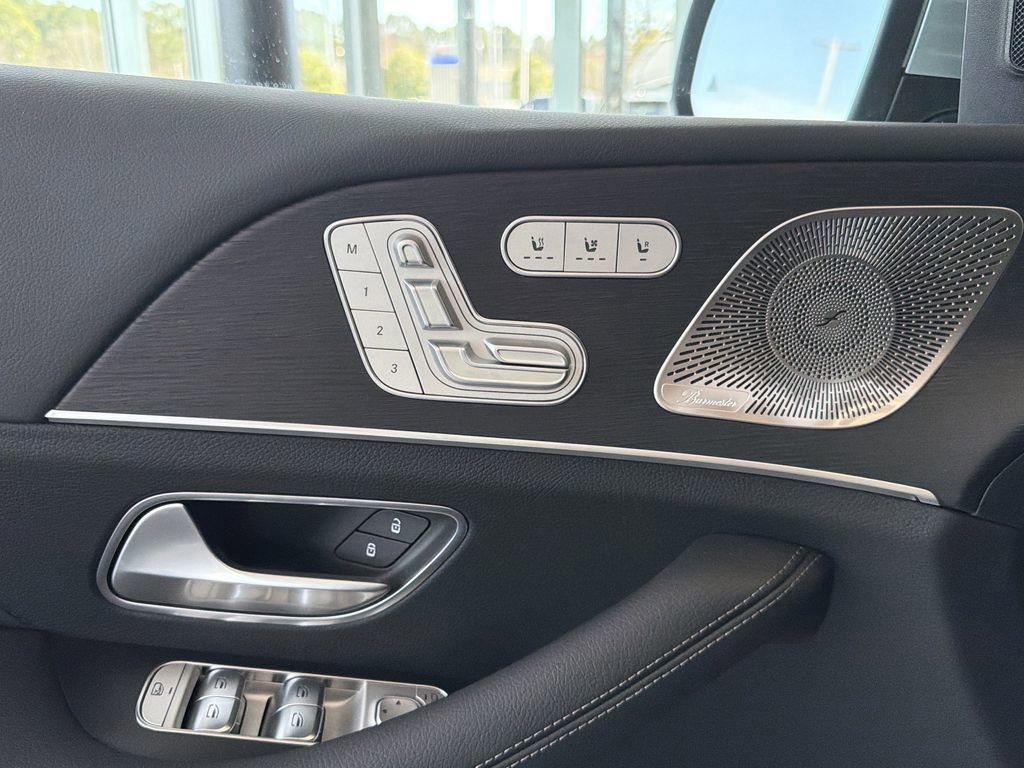 New 2026 Mercedes-Benz GLS 580 4MATIC image 23