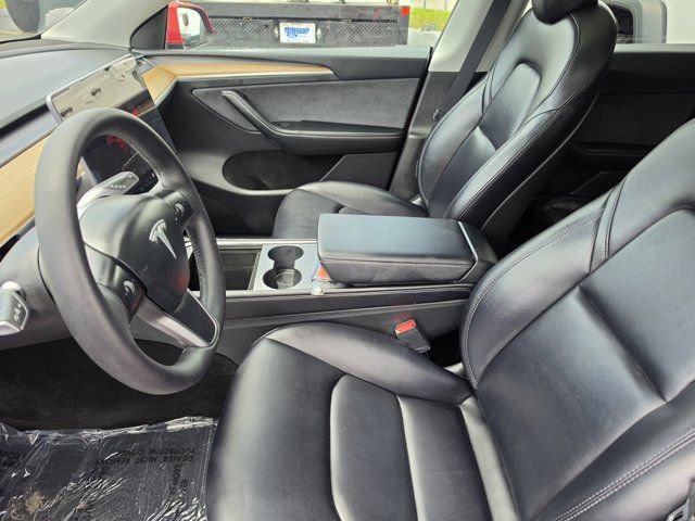 Used 2023 Tesla Model Y Long Range image 17
