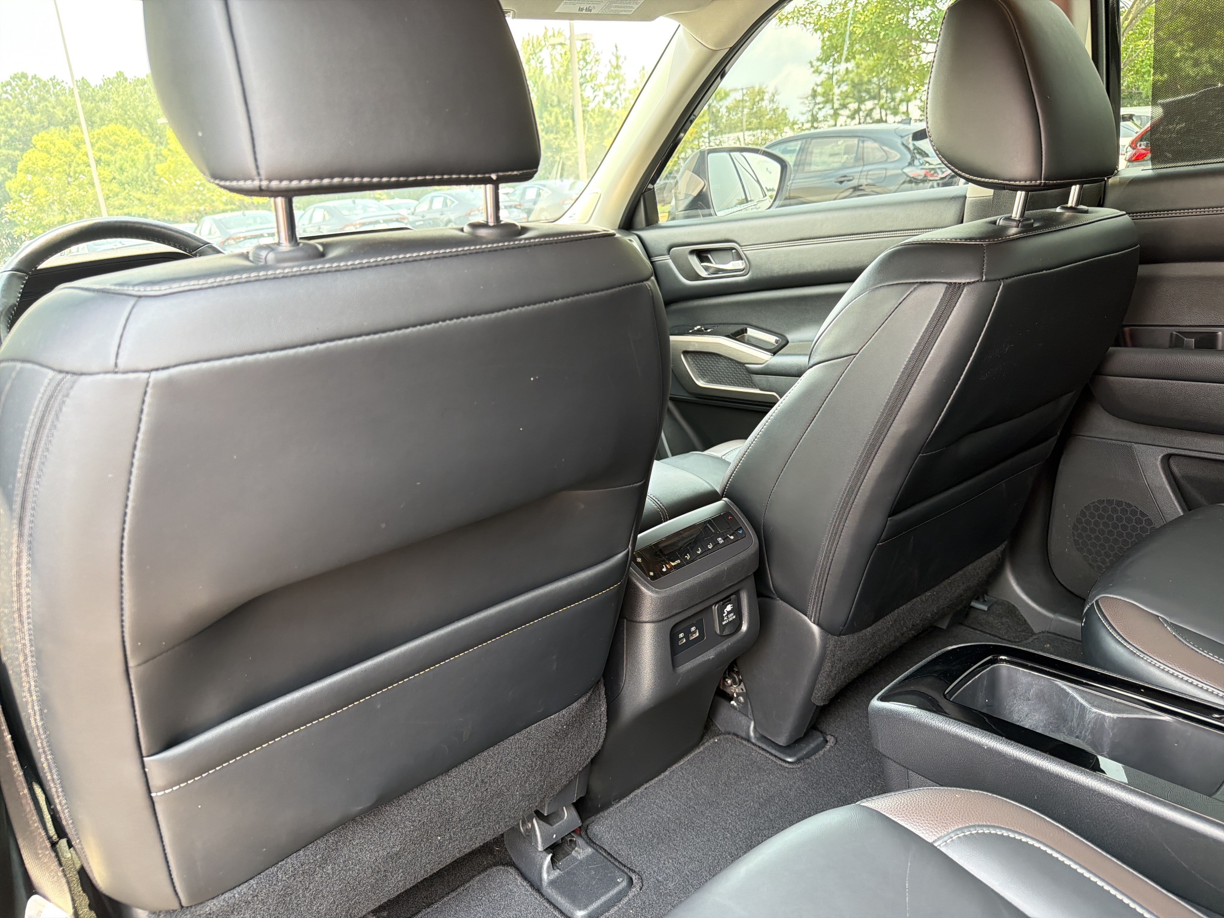 Used 2023 Nissan Pathfinder Platinum AWD/4WD image 21