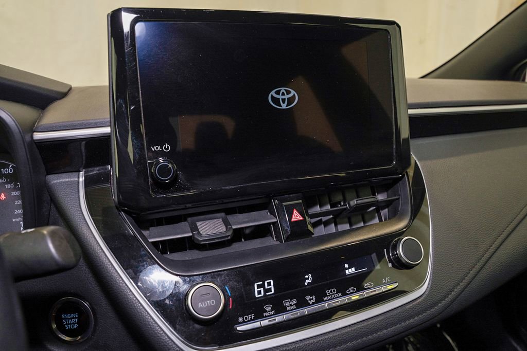 Used 2024 Toyota Corolla SE image 12