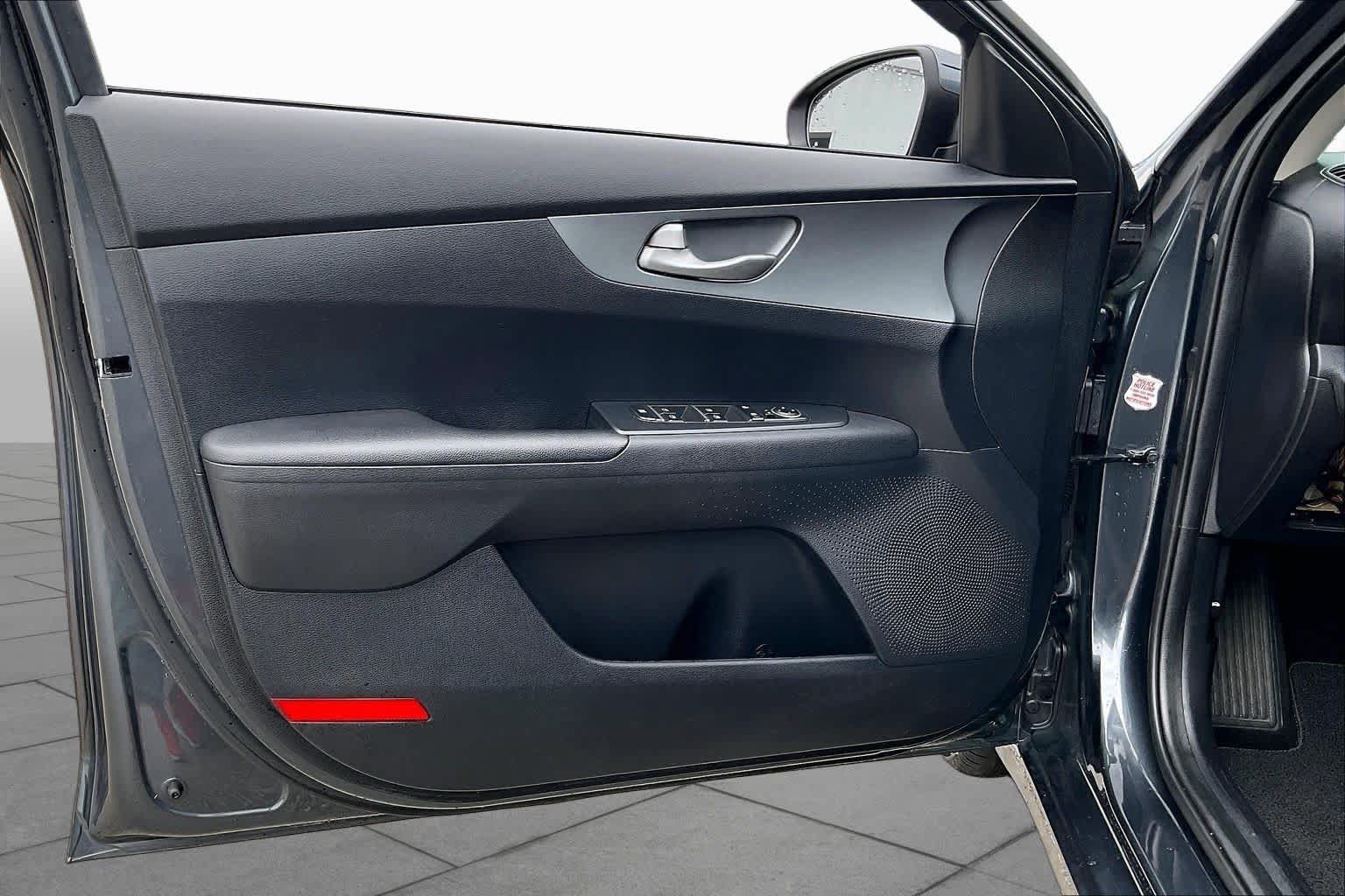 Used 2021 Kia Forte LXS FWD image 42