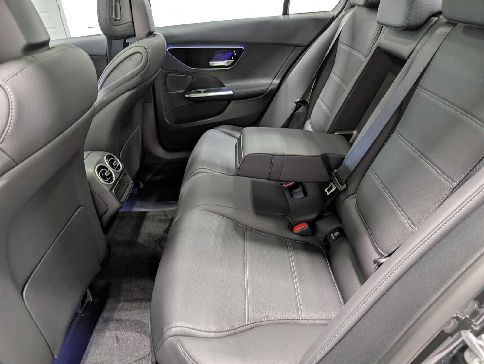 New 2026 Mercedes-Benz C 300 4MATIC Sedan image 19