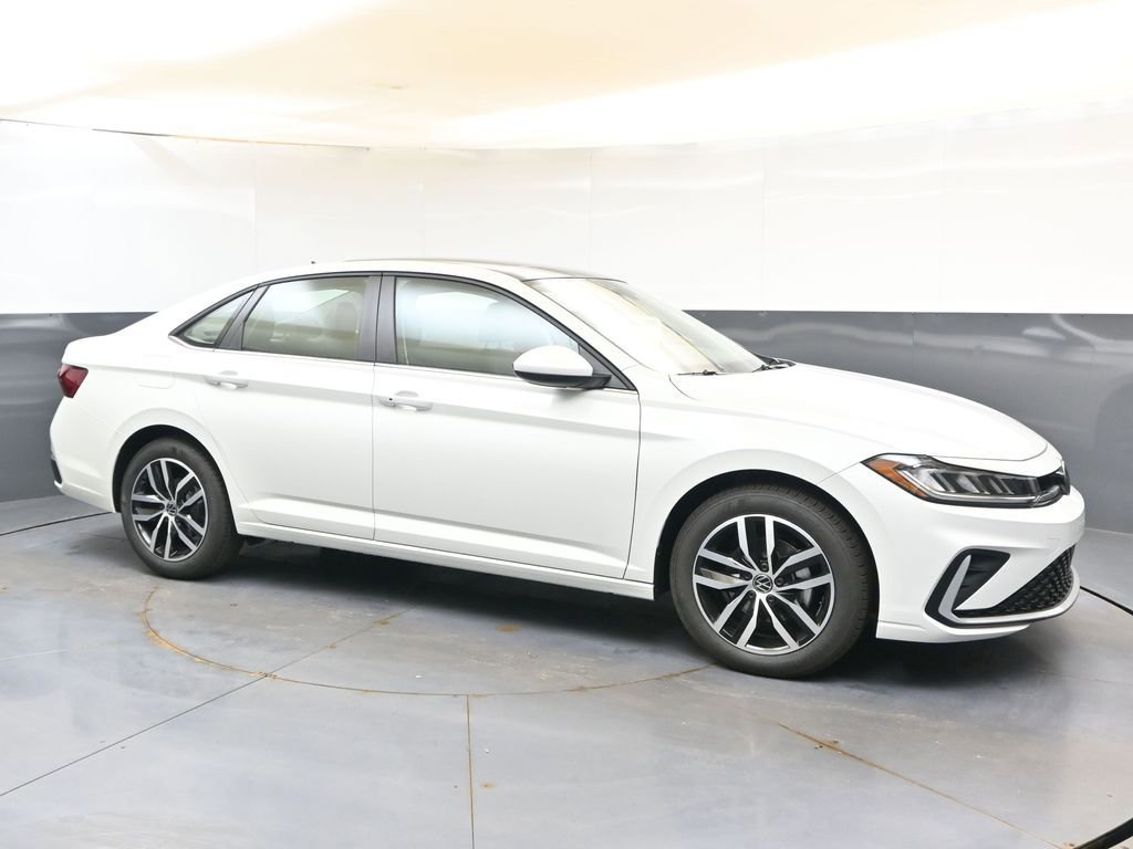 New 2026 Volkswagen Jetta SE FWD image 7